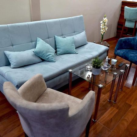 Apartman Royal Gornji Milanovac Exteriör bild