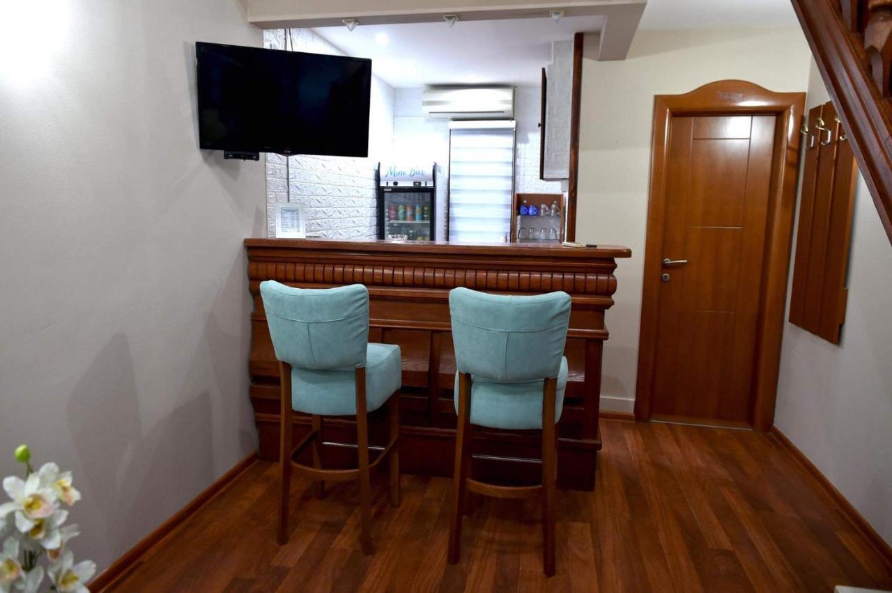 Apartman Royal Gornji Milanovac Exteriör bild